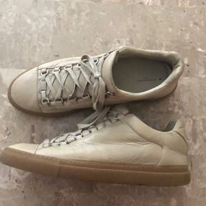 Balenciaga Low Top